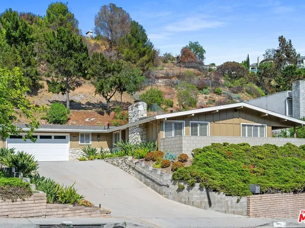 1224 El Hito Cir, Pacific Palisades, CA 90272