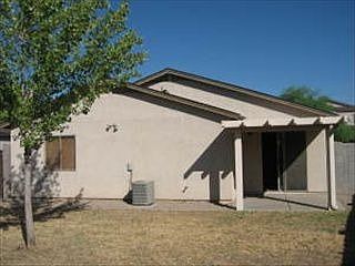 5th image of 1903 E Saddle Dr