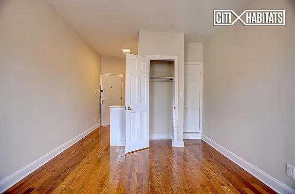 Rented by Citi Habitats | media 10