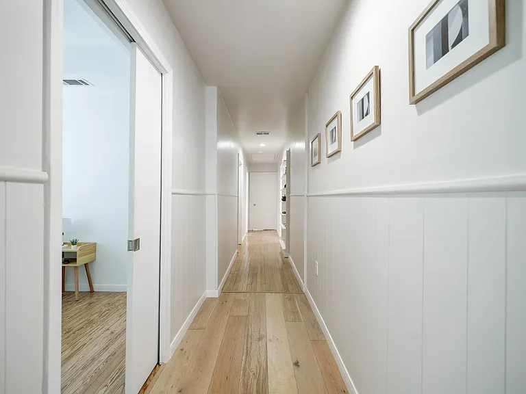 4801 Avenue H — Photo 17