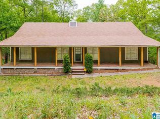 631 Mermont Dr, Trussville, AL 35173