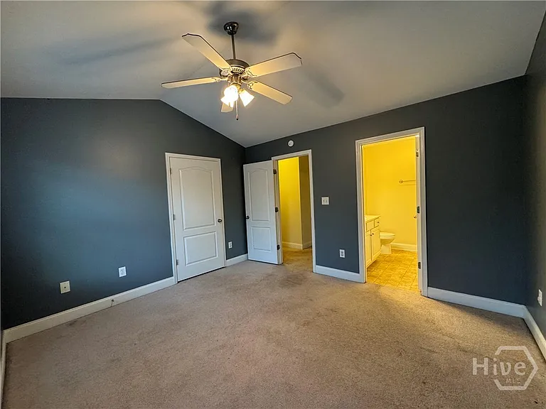 409 Whitehall Rd — Photo 11