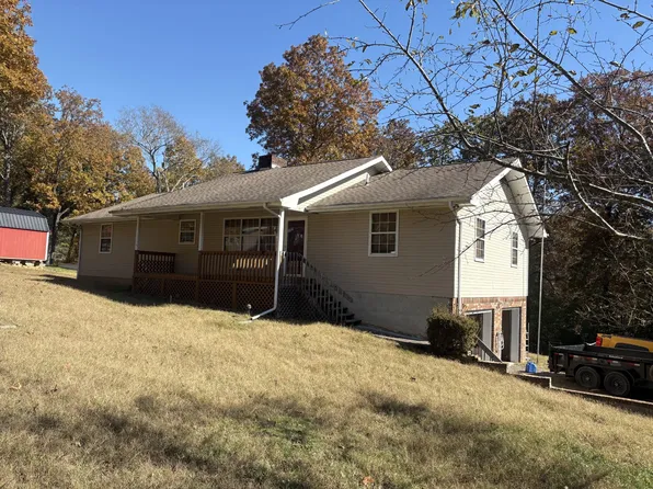 9814 Lakeside Rd, Harrison, TN 37341