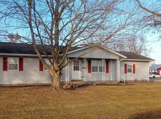 703 E Holden St, Virden, IL
