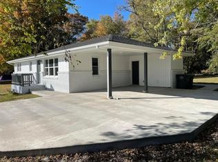 500 Center Dr, Lafayette, TN 37083