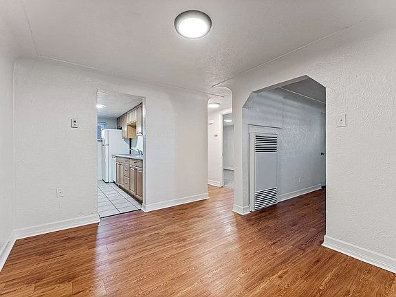 3rd image of 3475 Ames St #C