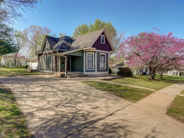 515 E Center Street, Mt Vernon, MO 65712