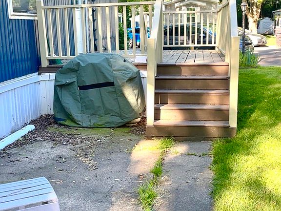 5th image of 3228 Birch Ln