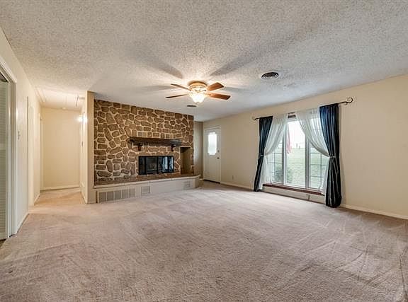5th image of 716 High Dr