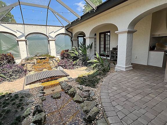4th image of 9285 Bevington Ln