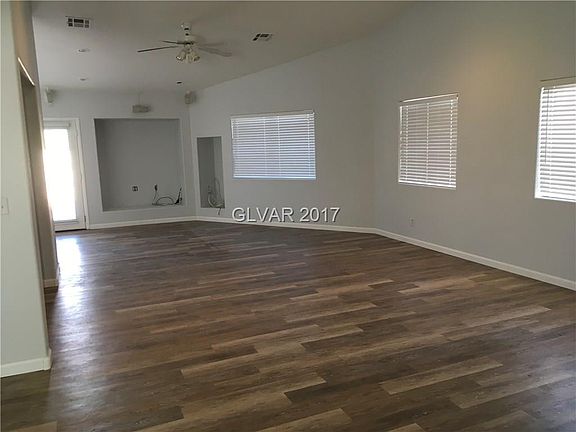 4th image of 5132 High Sage Ct