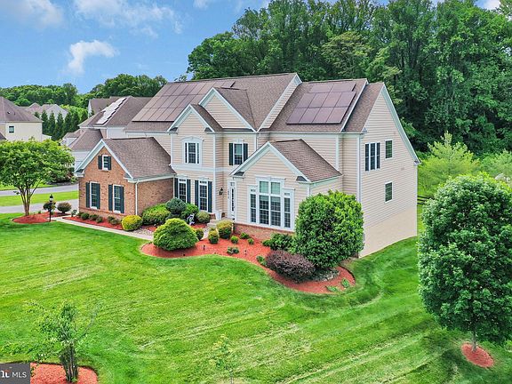 4th image of 18610 Bransford Pl