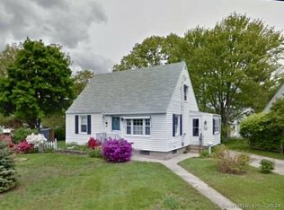 118 Rockledge Dr, Waterbury, CT 06706