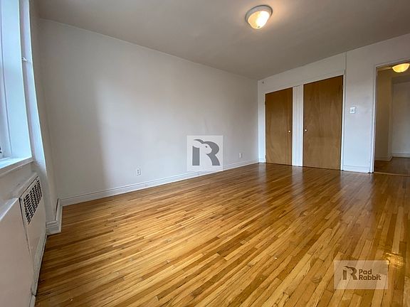 5th image of 400 E 21st St APT 5e