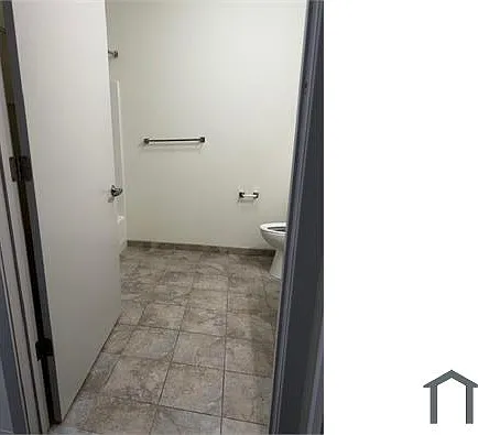 181 Washington St — Photo 8