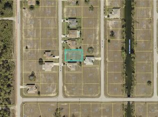 3251 NE 8th Pl, Cape Coral, FL 33909