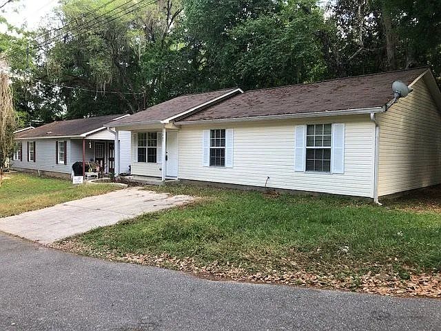 1st image of 3083 Stillwell Ln