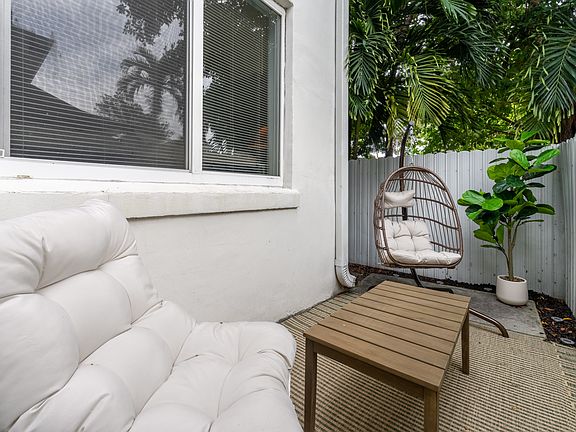 5th image of 44 NW 10th Ave #2