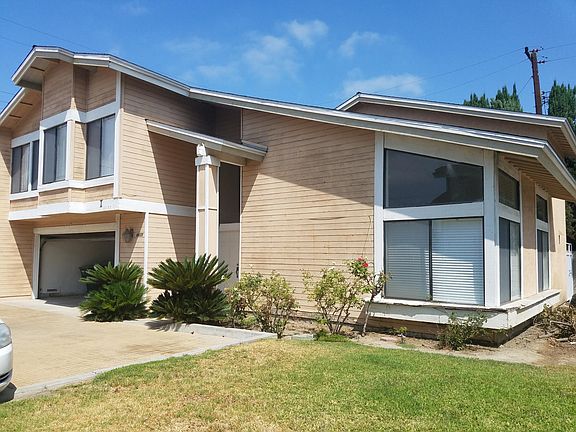 2nd image of 8677 Lampson Ave