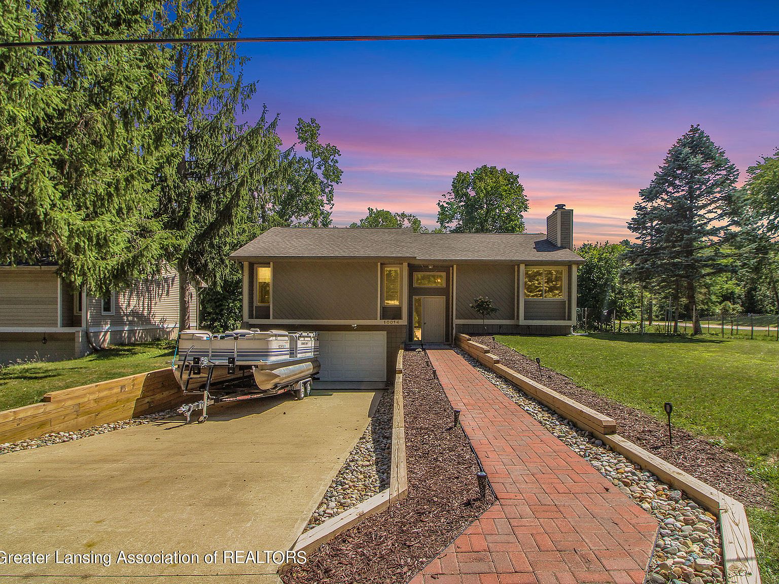 10014 Burgundy Blvd, Dimondale, MI 48821 Zillow