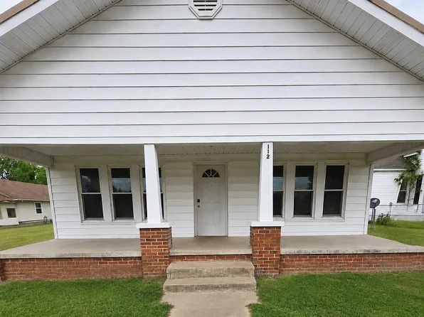 112 E 7th St, Weleetka, OK 74880