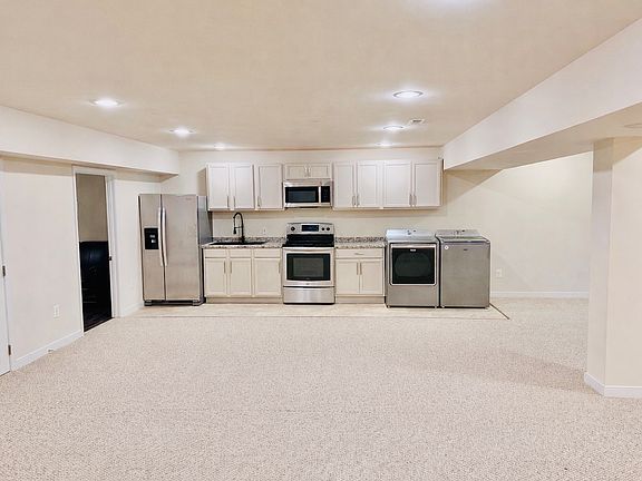 2nd image of 7 Aster Ln #Basement