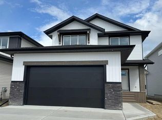 49 W Emmett Cres, Red Deer, AB T4P3G8