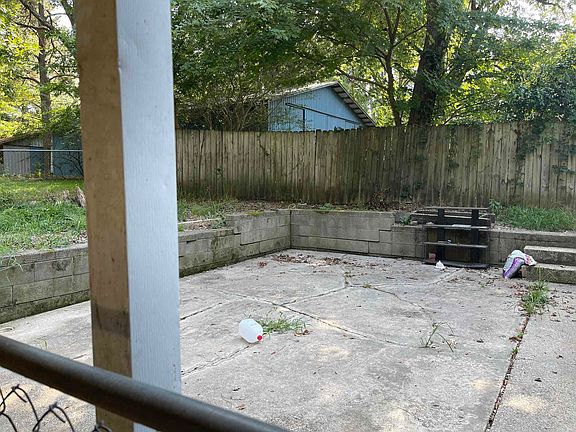 3rd image of 3437 W Hillsboro St