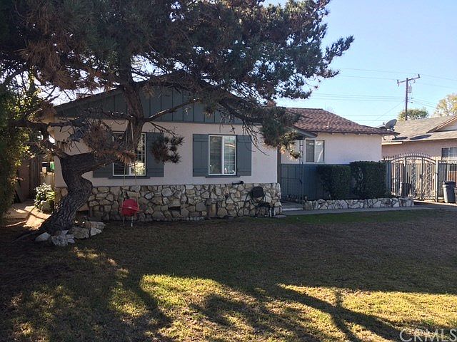 1st image of 10666 Sparklett St