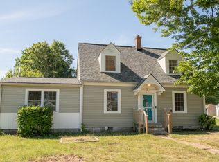 26 Davis Ave, Newport News, VA 23601