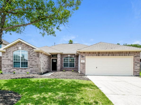 403 Cedar Lake Dr
