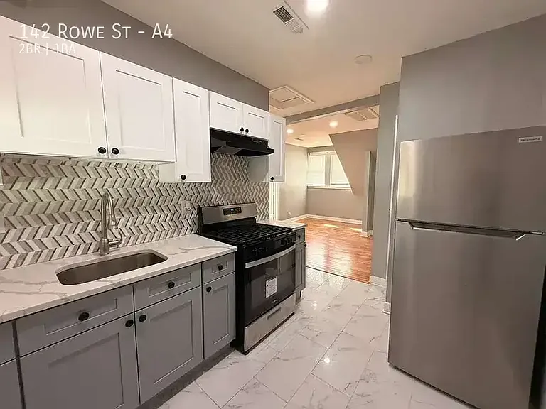 142 Rowe St #A4 — Photo 3