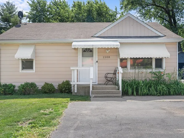 1508 N River Rd, McHenry, IL 60051