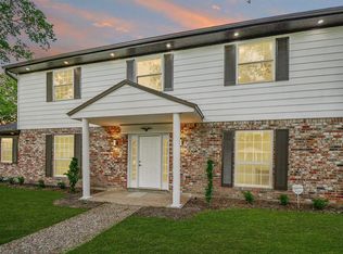 14406 Burgoyne Rd, Houston, TX 77077