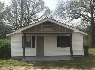 101 Kent Cir, Bowdon, GA 30108