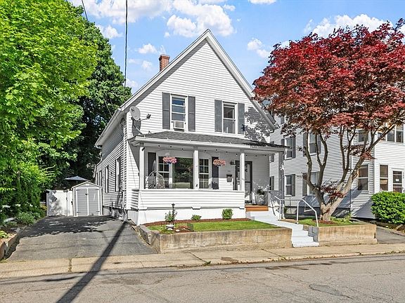 3rd image of 184 Regan St