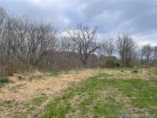 909 Seatick Road, Charlestown, IN 47163