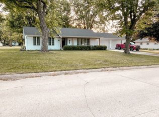 820 Prospect St, Cresco, IA 52136