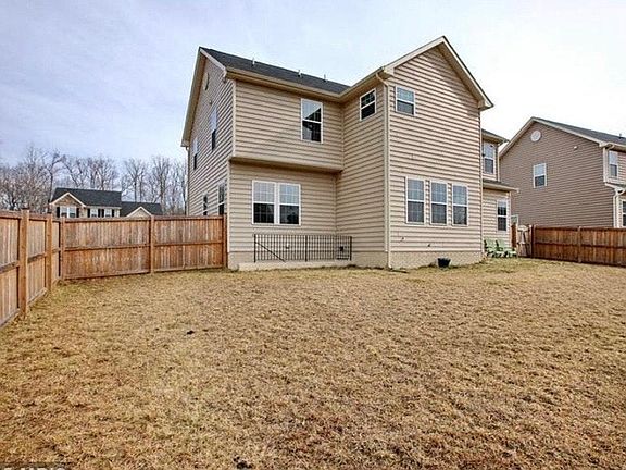 Back Yard (entry to basement)