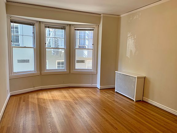 5th image of 2070 Pacific Ave #Ce74b95dd