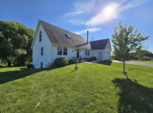 11A24 Bunker Ln, Apple River, IL