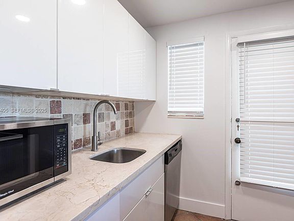 2nd image of 1732 Meridian Ave #5