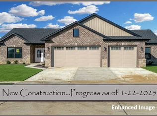 262 Smola Woods Ct, Glen Carbon, IL 62034