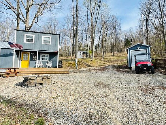 4th image of 2199 Blue Bird Rd