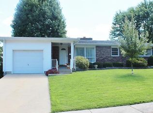 1114 E 9th St, Rolla, MO 65401