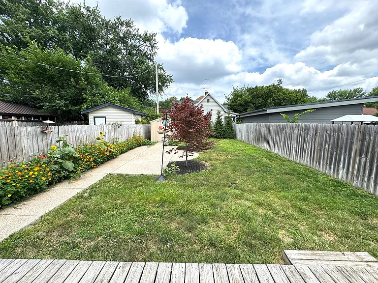 1242 Cottage Ave — Photo 27