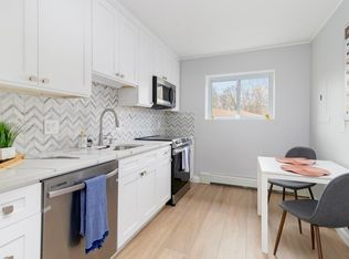 23 Westgate Rd APT 6, Chestnut Hill, MA 02467