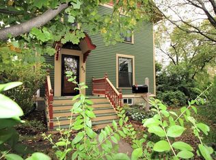 403 S 2nd Ave, Washington, IA 52353