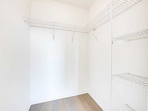 5th image of 155 Caroline St S #707