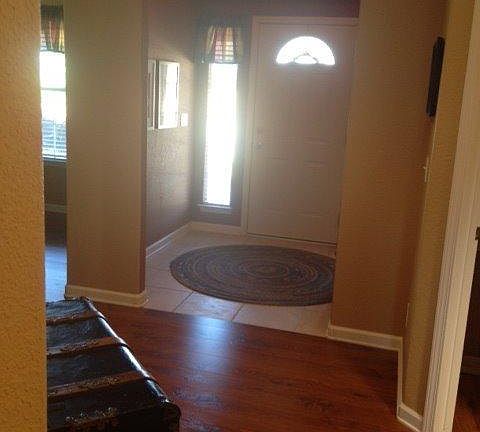 3rd image of 14313 Marion Ln